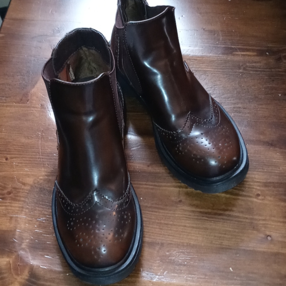 Electric Karma Brown wingtip ankle boot